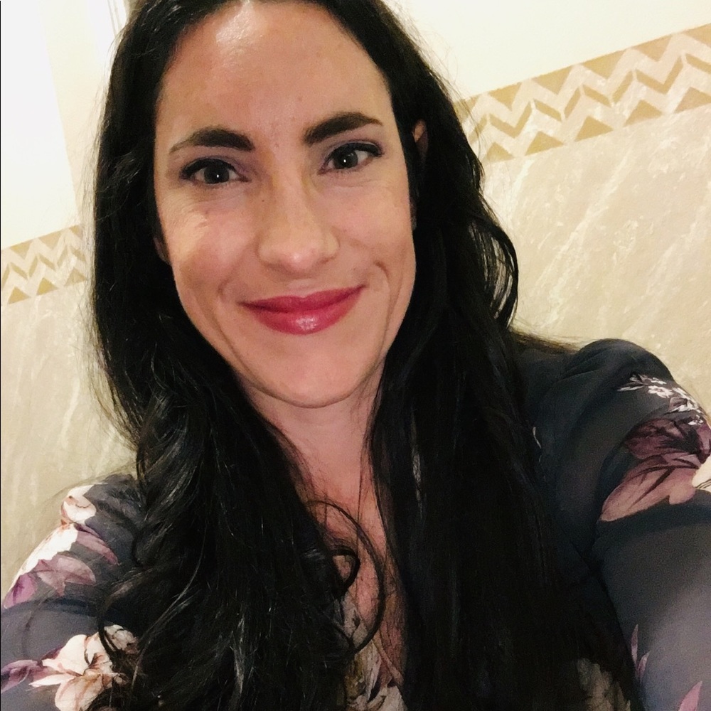 Meet your Posher, Amanda